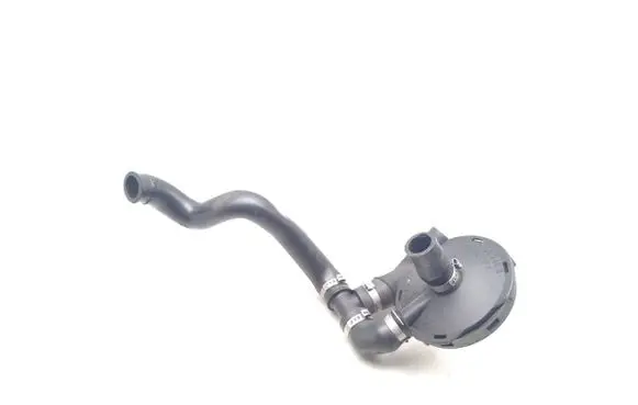 Audi A4 S4 B7 8E 8H Breather valve 077103245B