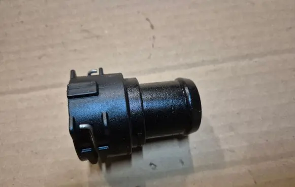 Audi A3 S3 8V Engine coolant pipe/hose 7M3122291