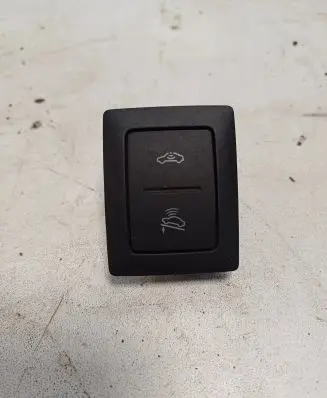 Volkswagen Golf Plus Alarm switch 1K0962109