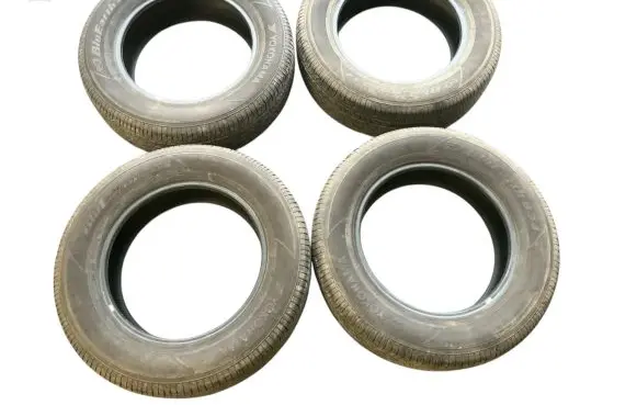 Toyota Sienna XL30 III R17 summer tire R1765235 BLUEARTHS34