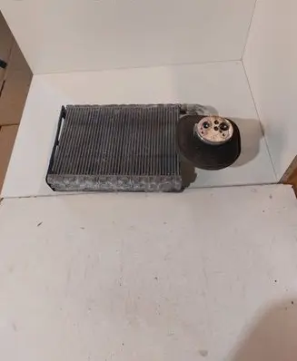 Air conditioning (A/C) radiator (interior)