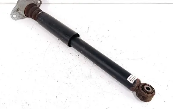 Volkswagen PASSAT B8 USA Rear shock absorber/damper 561513049D 561512011E 814902005171