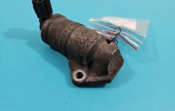 Ford Mondeo Mk III Idle control valve (regulator) 1S7G9F715AD IMPRK1386840