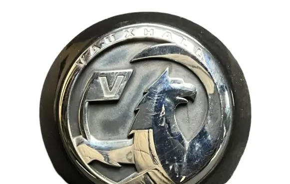 Opel Karl Manufacturer badge logo/emblem 