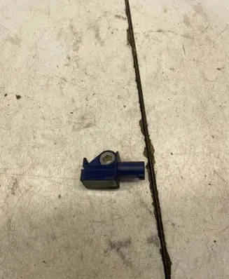 Mercedes-Benz C W204 Airbag deployment crash/impact sensor A2128204926 5WK43872