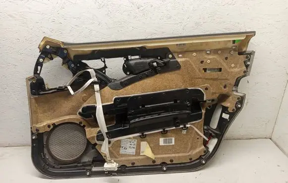 Mercedes-Benz E W211 Front door card panel trim A2117270114