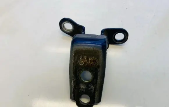 Honda Jazz Front door upper hinge