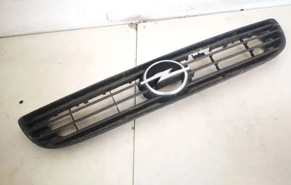 Opel Zafira A Front grill 90580679