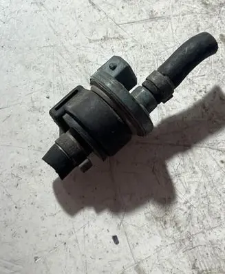 Volkswagen Polo III 6N 6N2 6NF Valve vacuum 054133459B