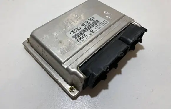 Audi A6 S6 C5 4B Engine control unit/module 4B0907552A 0261204688