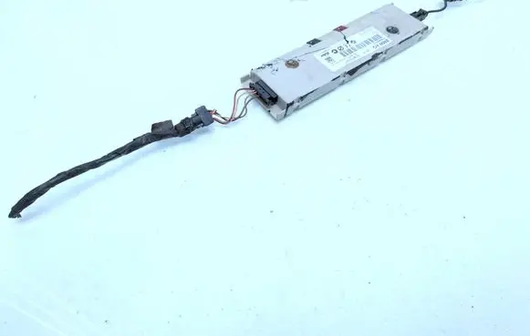 BMW 5 E60 E61 Aerial antenna amplifier 9183564 21367510