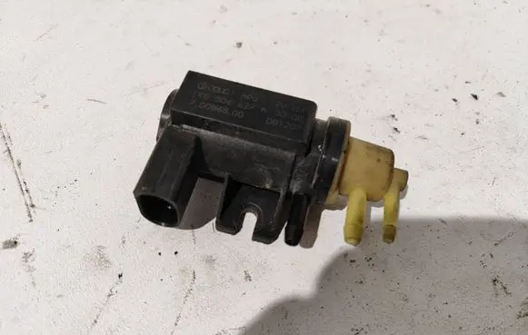 Volkswagen Caddy Vacuum valve 1K0906627A 08T207 70086800