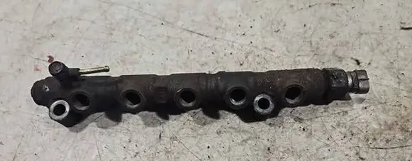 Toyota RAV 4 (XA20) Fuel main line pipe