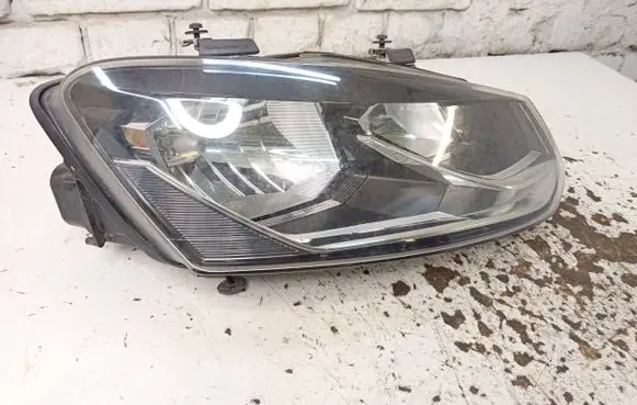Volkswagen Polo V 6R Headlight/headlamp