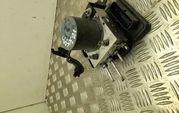 Nissan Juke II F16 ABS control unit/module 476604302R