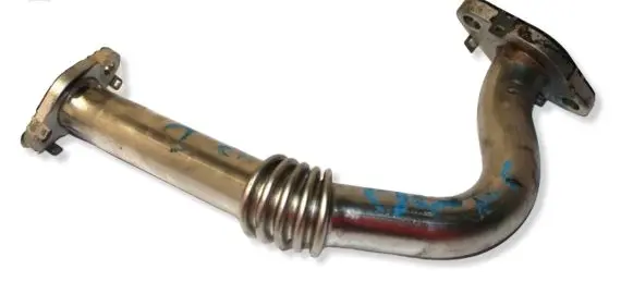 Volkswagen Crafter EGR valve line/pipe/hose 031L131521A