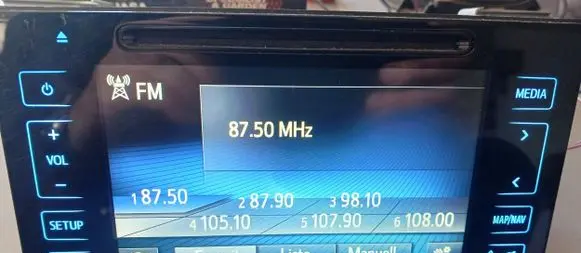 Toyota Auris E180 Radio/CD/DVD/GPS head unit 8614002360