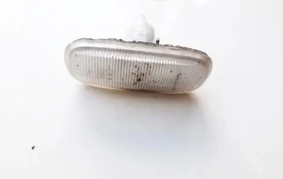 Audi A6 S6 C5 4B Front fender indicator light 4B0949127