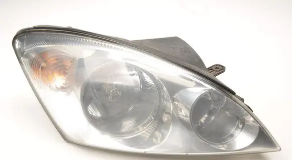 KIA Ceed Headlight/headlamp 92102-1H000