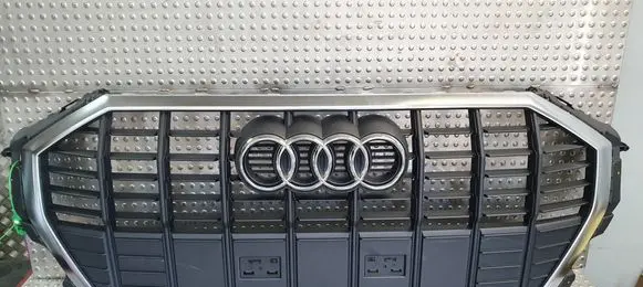 Audi Q3 F3 Front bumper upper radiator grill 83A853651