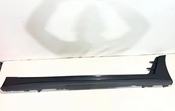 BMW 4 G22 G23 G24 G26 Foot area side trim 5A09E14
