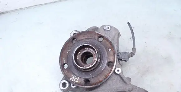 Volkswagen PASSAT B6 Front wheel hub spindle knuckle 3C0407257F