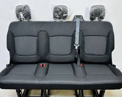 Renault Trafic III (X82) Third row seats 