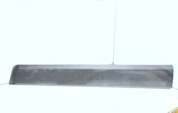 Chevrolet Captiva Front door trim (molding) 96439708