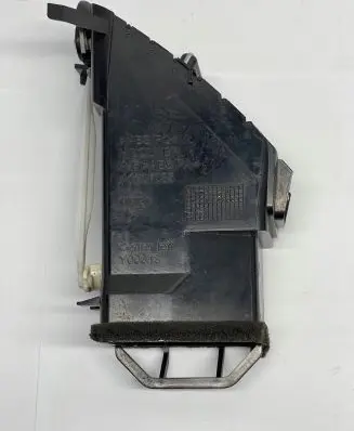 Nissan Primera Dashboard side air vent grill/cover trim A1007035