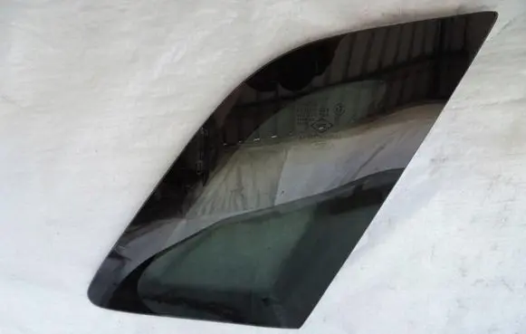 Ford Ecosport Rear side window