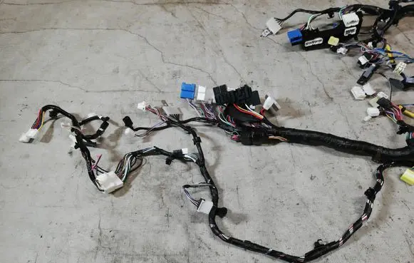 Mitsubishi Outlander Panel wiring 8510K891 8522K825