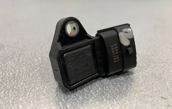 Hyundai ix35 Air pressure sensor 393002B100 9022010006