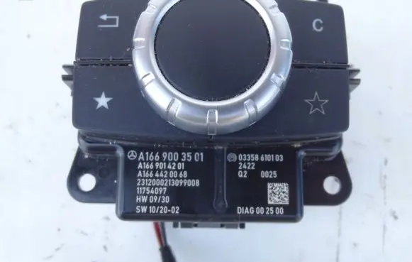 Mercedes-Benz G W461 W463 1st Gen Head unit multimedia control A1669003501