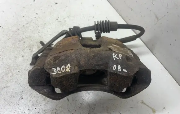 Peugeot 3008 I Front brake caliper