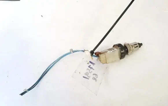 Iveco Daily 40.8 Brake pedal sensor switch b365 3319