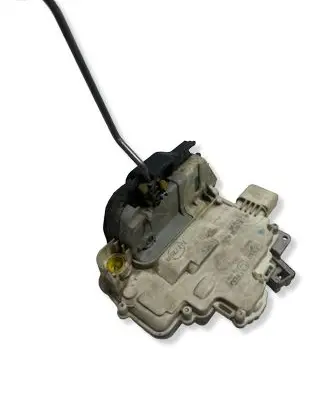 Audi A4 S4 B7 8E 8H Front door lock 8E1837015AA