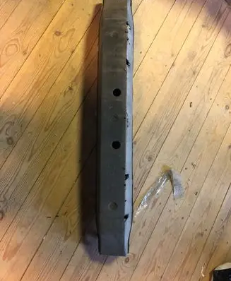 Volvo XC60 Front bumper foam support bar 31283359 31283358