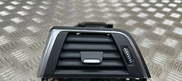 BMW 3 F30 F35 F31 Dashboard side air vent grill/cover trim 9346226 934622601 530835