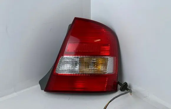Mazda 323 Rear/tail lights 22061866