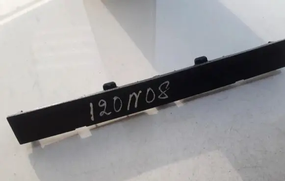 Nissan Note (E11) Other interior part 684619U00A