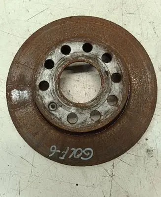 Volkswagen Golf VI Rear brake disc