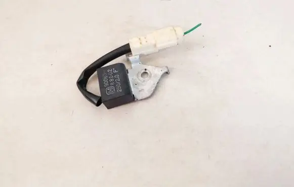 Toyota Avensis T250 Sensor 9008088002 90080-88002