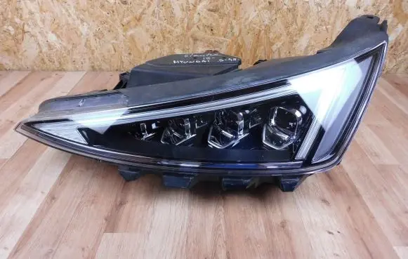 Hyundai Elantra VI Headlight/headlamp 92101F2700 92101F2