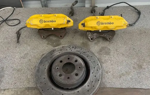 Fiat 500 Abarth Front brake caliper