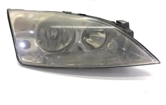 Ford Mondeo Mk III Headlight/headlamp 1S71-13005-SE