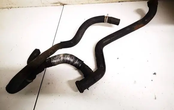 Land Rover Freelander 2 - LR2 Engine coolant pipe/hose 6g918274pf