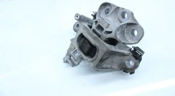 Opel Astra K Engine mount bracket 326F31D