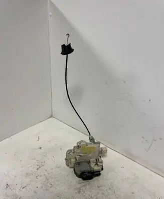 Audi A4 S4 B7 8E 8H Front door lock 8E1837016AA