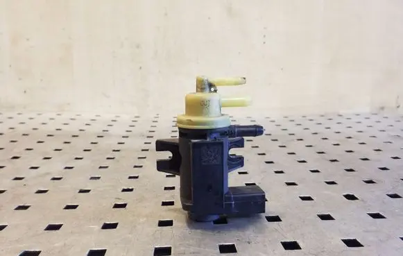 Skoda Yeti (5L) Turbo solenoid valve 1K0906627B 03L131051BJ