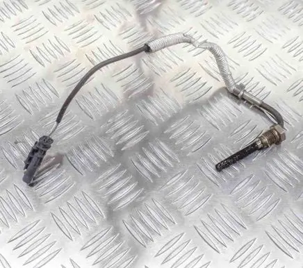 Volvo V40 Oil temperature sensor 31370468